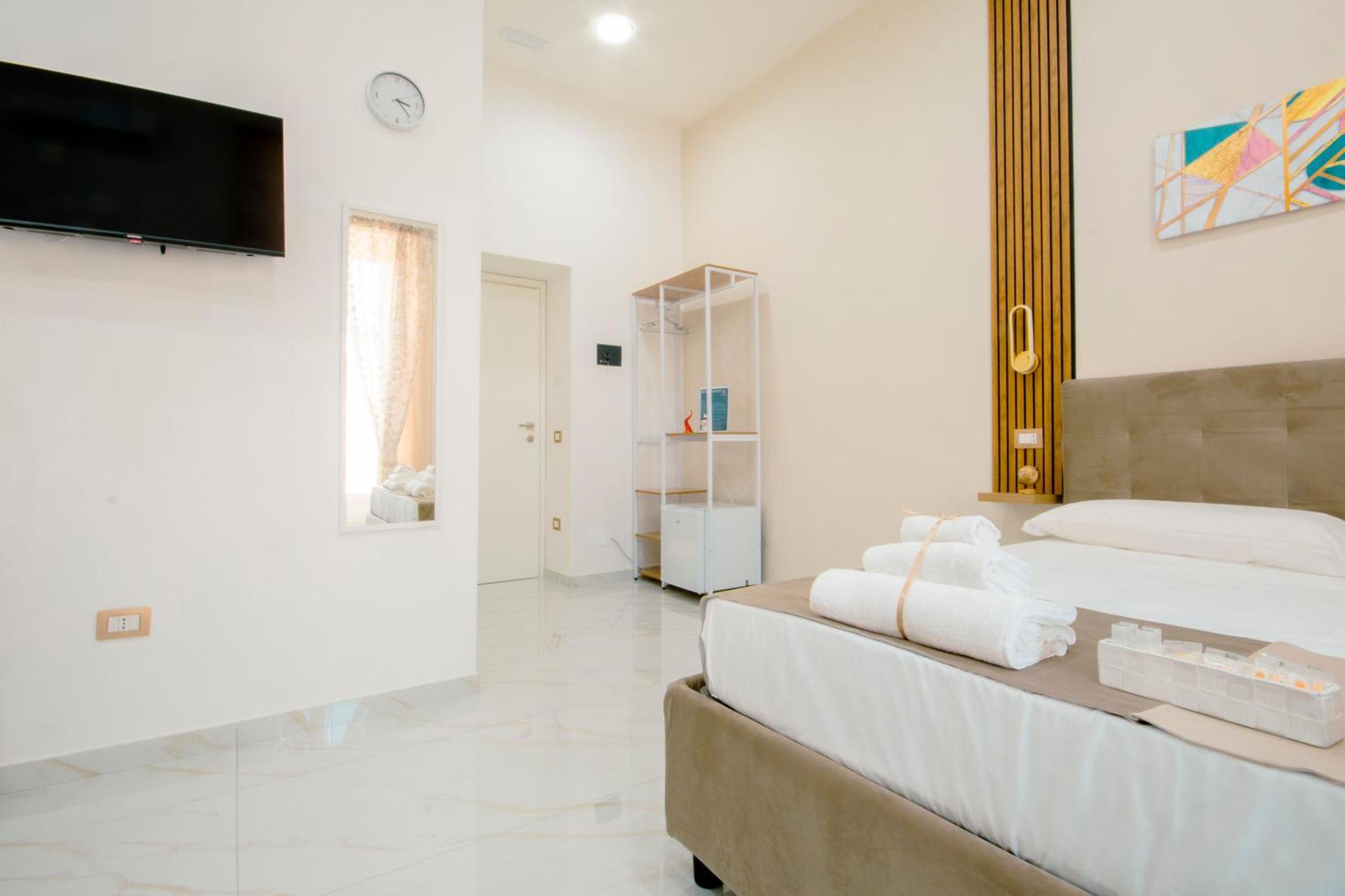 La Reggia Della Duchesca Hotel Napels Buitenkant foto