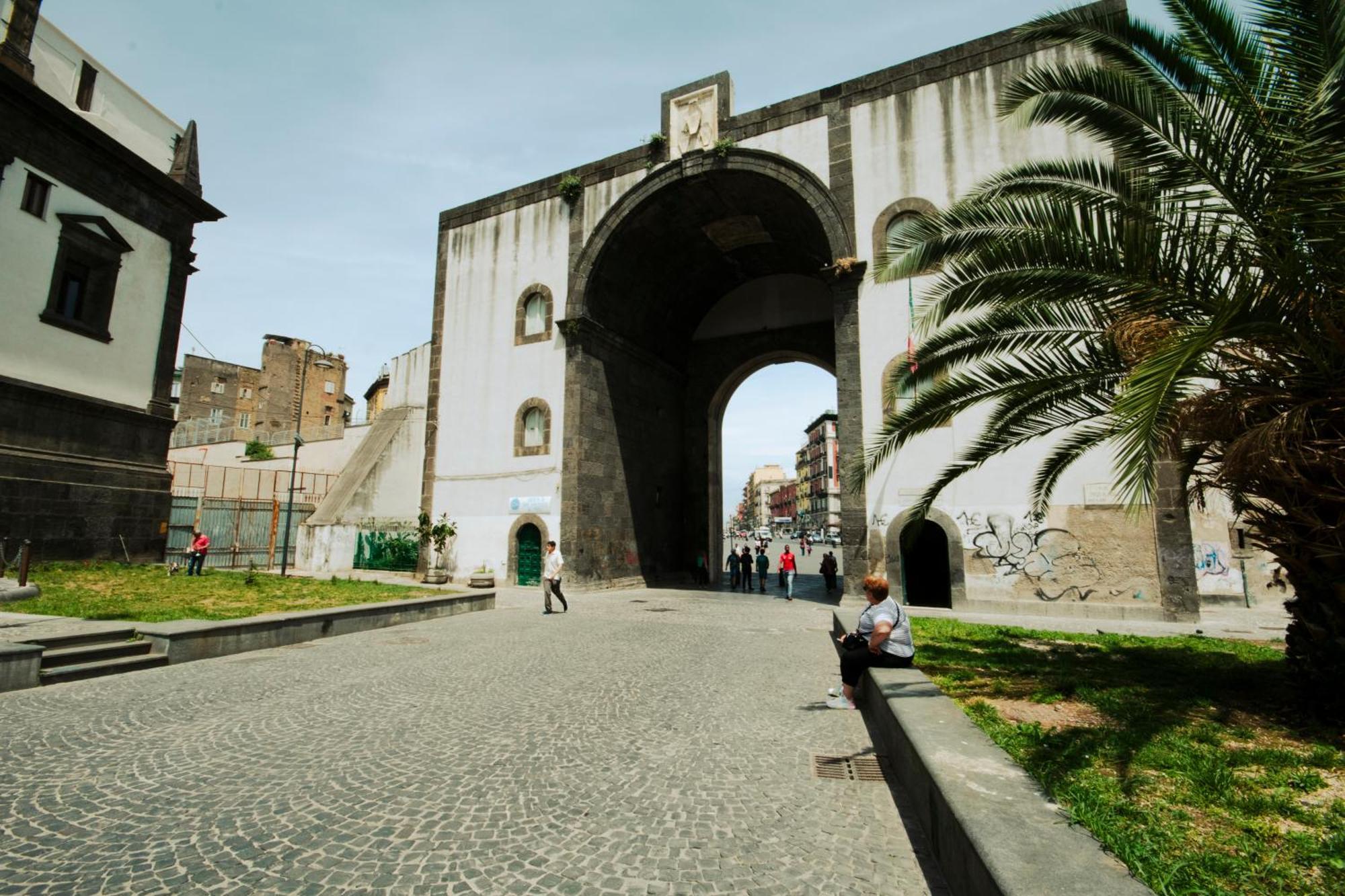 La Reggia Della Duchesca Hotel Napels Buitenkant foto